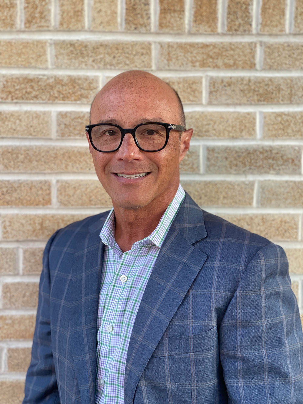 Dr. Larry Saylor