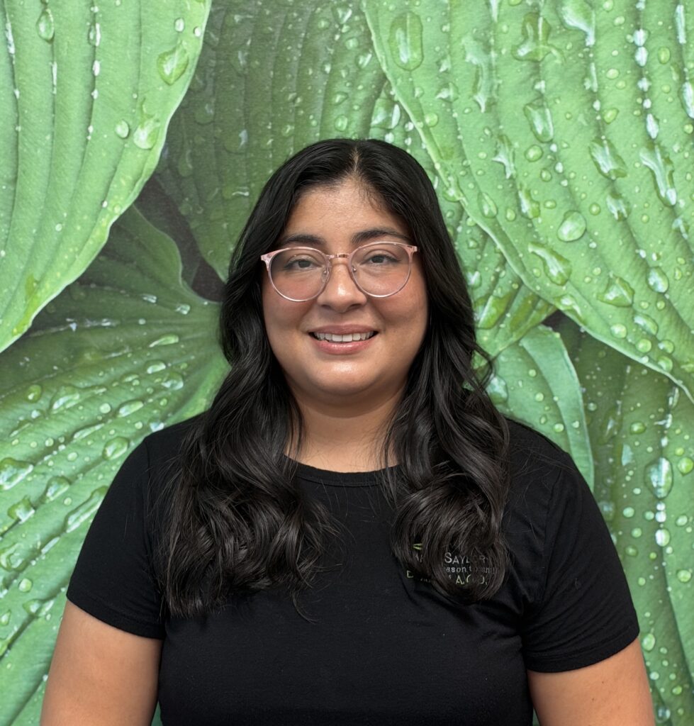 Elizabeth, front desk at Larry Saylor Dentistry